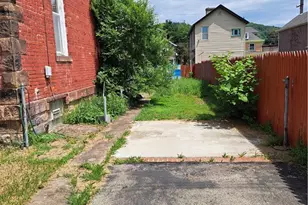 2508 10th Ave, Beaver Falls, PA 15010 - Photo 2