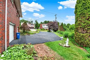 305 Beckman Dr, McKeesport, PA 15132 - Photo 38