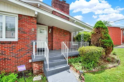 305 Beckman Dr, McKeesport, PA 15132 - Photo 4