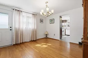 31 Barton Dr, Pittsburgh, PA 15221 - Photo 8
