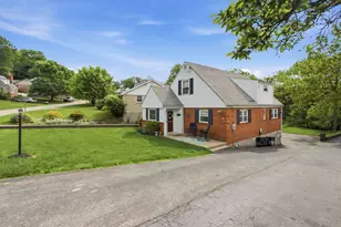 31 Barton Dr, Pittsburgh, PA 15221 - Photo 24