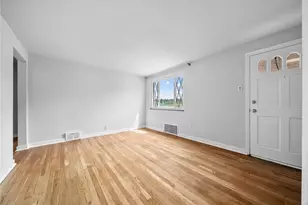 529 Beaufort Ave, Pittsburgh, PA 15226 - Photo 6