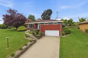 4798 Doverdell Dr, Pittsburgh, PA 15236 - Photo 2