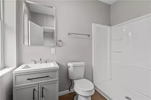 830 Adelaide St, Schenley Heights, PA 15219 - Photo 16