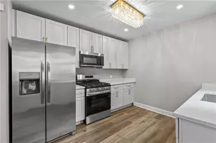 830 Adelaide St, Schenley Heights, PA 15219 - Photo 10
