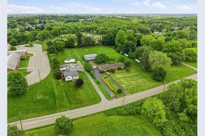 944 Mercer Rd, Center Township, PA 16001 - Photo 4
