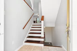 1714 S Shore Ct, Pittsburgh, PA 15203 - Photo 2