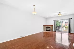 1714 S Shore Ct, Pittsburgh, PA 15203 - Photo 12