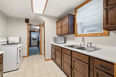 906 Fordham Ave, Pittsburgh, PA 15226 - Photo 8