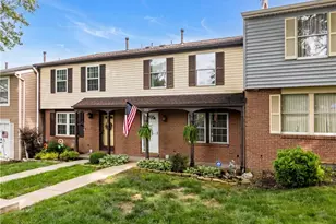202 Olde Orchard Dr, South Fayette, PA 15017 - Photo 2