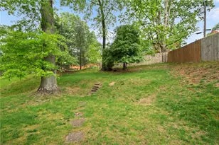 750 Washington Dr, Ross Twp, PA 15229 - Photo 22