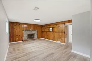 6432 Highview St, South Park, PA 15129 - Photo 2