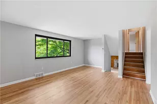 6432 Highview St, South Park, PA 15129 - Photo 8