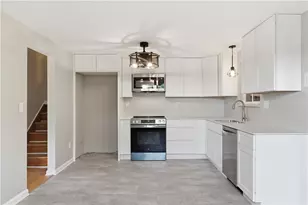 6432 Highview St, South Park, PA 15129 - Photo 12