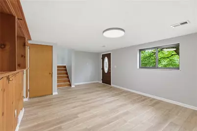 6432 Highview Street, South Park, PA 15129 - Photo 4