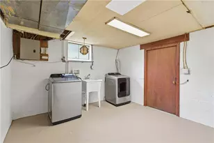 6432 Highview St, South Park, PA 15129 - Photo 6