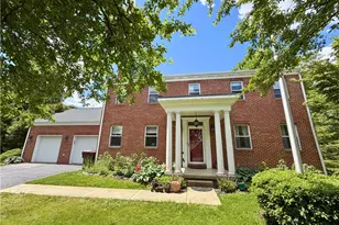 22 Kings Ln, Pine Township, PA 16127 - Photo 1