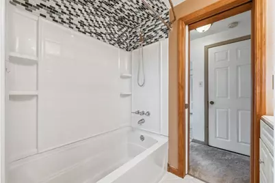 2514 Alberta Cir, West Mifflin, PA 15122 - Photo 24