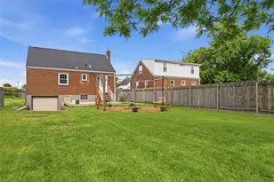 2514 Alberta Cir, West Mifflin, PA 15122 - Photo 46