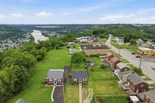 2514 Alberta Cir, West Mifflin, PA 15122 - Photo 4