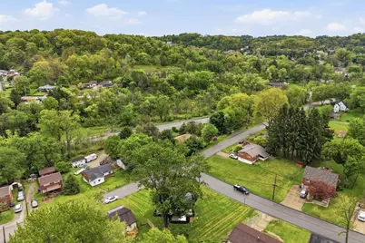 270 Fiesta Dr, Pittsburgh, PA 15239 - Photo 30
