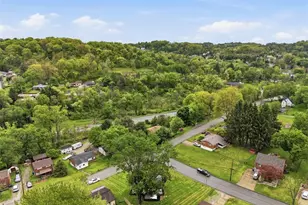 270 Fiesta Dr, Pittsburgh, PA 15239 - Photo 30