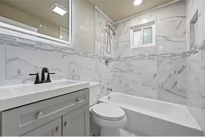 270 Fiesta Dr, Pittsburgh, PA 15239 - Photo 14