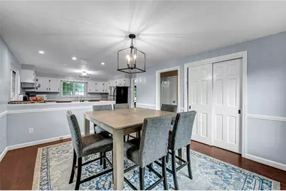 3225 Comanche Rd, Bethel Park, PA 15241 - Photo 8