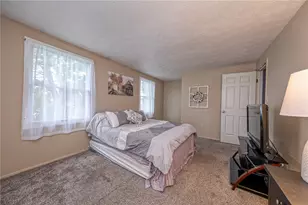 26 Robin Dr, South Strabane, PA 15301 - Photo 16