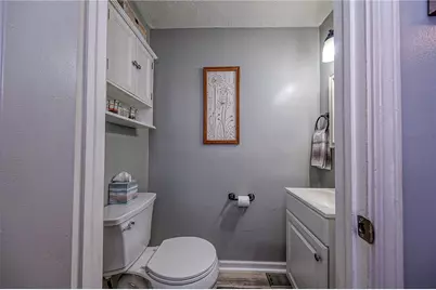 26 Robin Dr, South Strabane, PA 15301 - Photo 8