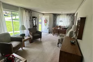 200 Arla Dr, Green Tree, PA 15220 - Photo 38