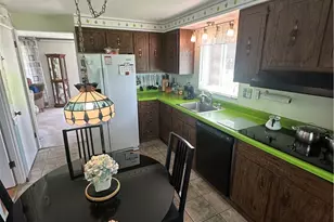 200 Arla Dr, Green Tree, PA 15220 - Photo 22