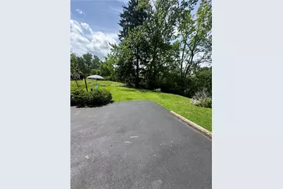 200 Arla Dr., Green Tree, PA 15220 - Photo 14