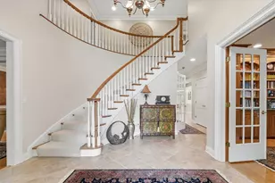 117 Lyndhurst Cir, Pine Township, PA 15090 - Photo 2