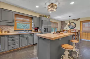 407 Belle St, Evans City, PA 16033 - Photo 4