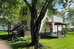 8 Lancaster Ave, Greenville Boro, PA 16125 - Photo 2
