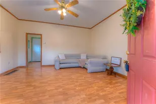 213 Grant St, Greensburg, PA 15601 - Photo 2