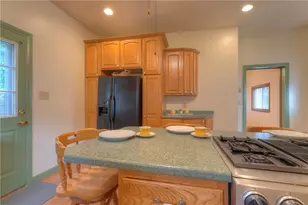 213 Grant St, Greensburg, PA 15601 - Photo 10