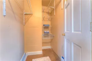 213 Grant St, Greensburg, PA 15601 - Photo 12