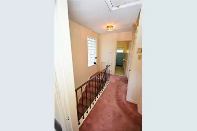 6347 Alderson St, Pittsburgh, PA 15217 - Photo 16
