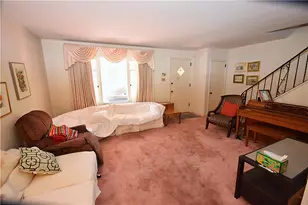 6347 Alderson St, Pittsburgh, PA 15217 - Photo 4
