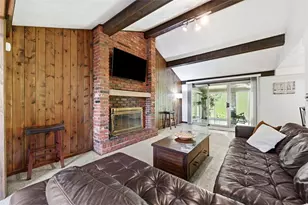 119 Wiltshire Cir, Monroeville, PA 15146 - Photo 2