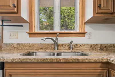 551 Hickory Dr, Hempfield Township, PA 15601 - Photo 12
