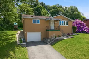 551 Hickory Dr, Hempfield Township, PA 15601 - Photo 1