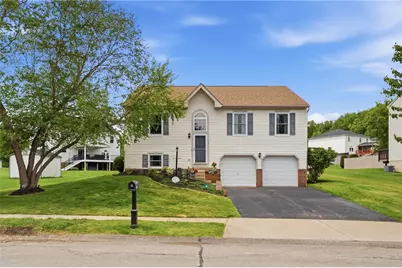 117 Carlye Dr, Cranberry Township, PA 16066 - Photo 2