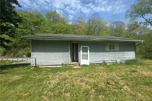 371 Garner Run Rd, Franklin Township, PA 15370 - Photo 12