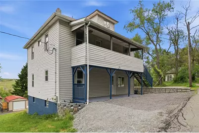 27 1st St, Smith Township, PA 15078 - Photo 4