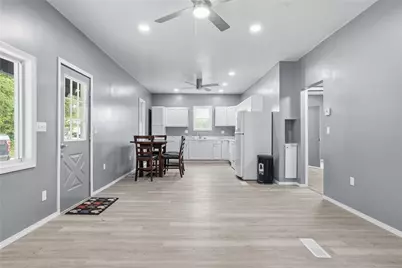 27 1st St, Smith Township, PA 15078 - Photo 6