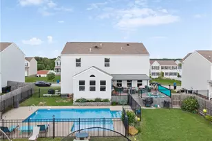 2186 Haflinger Dr, North Huntingdon, PA 15642 - Photo 2