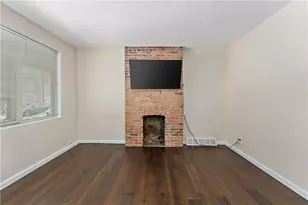 4426 Milgate St, Pittsburgh, PA 15224 - Photo 12